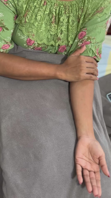 Henna Service & cone available…..🍃🙌🏻